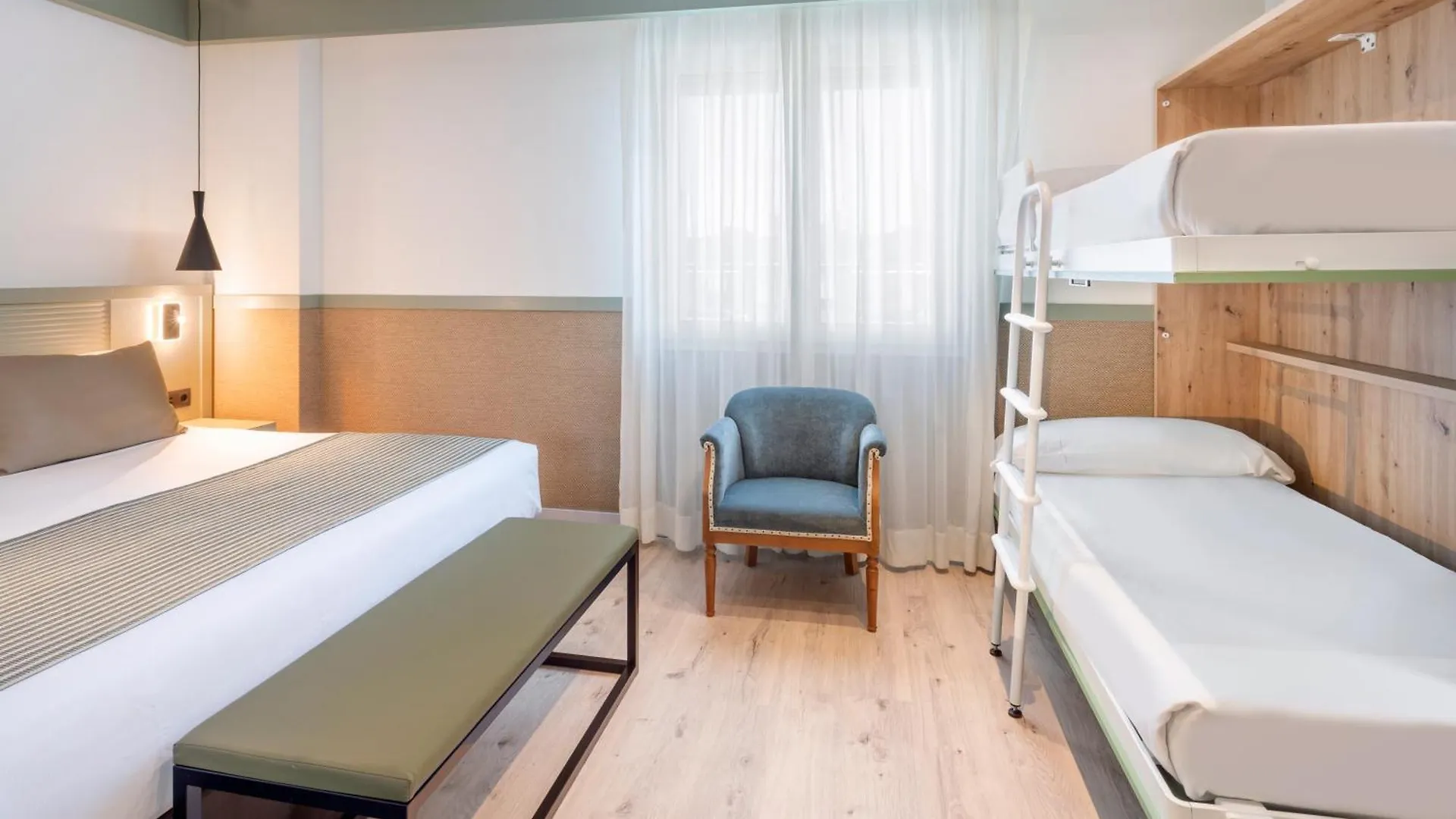 ****  Catalonia Santa Justa Hotel Seville Spain
